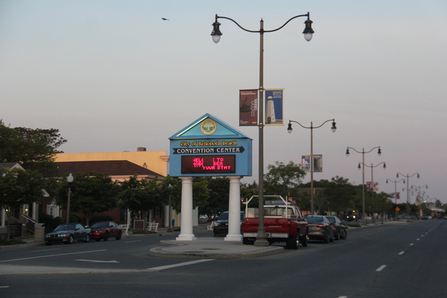 Rehoboth Beach Rent Umbrella