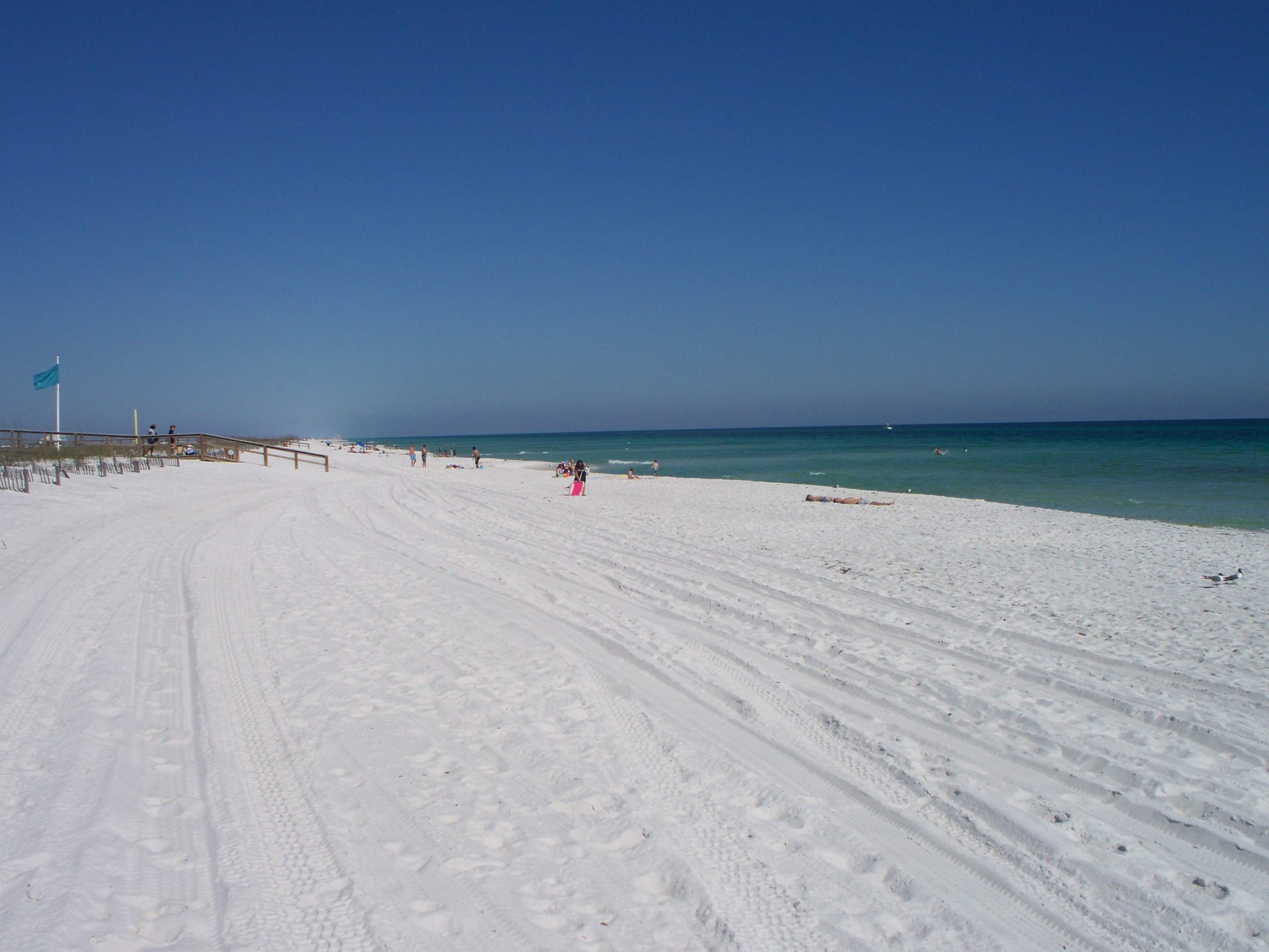 distance between santa rosa beach and navarre florida